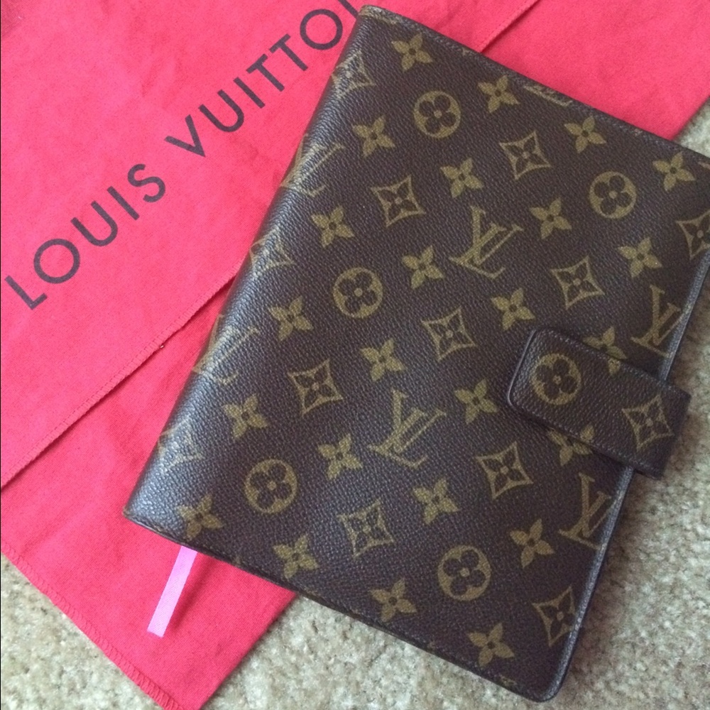 Vintage Louis Vuitton agenda GM